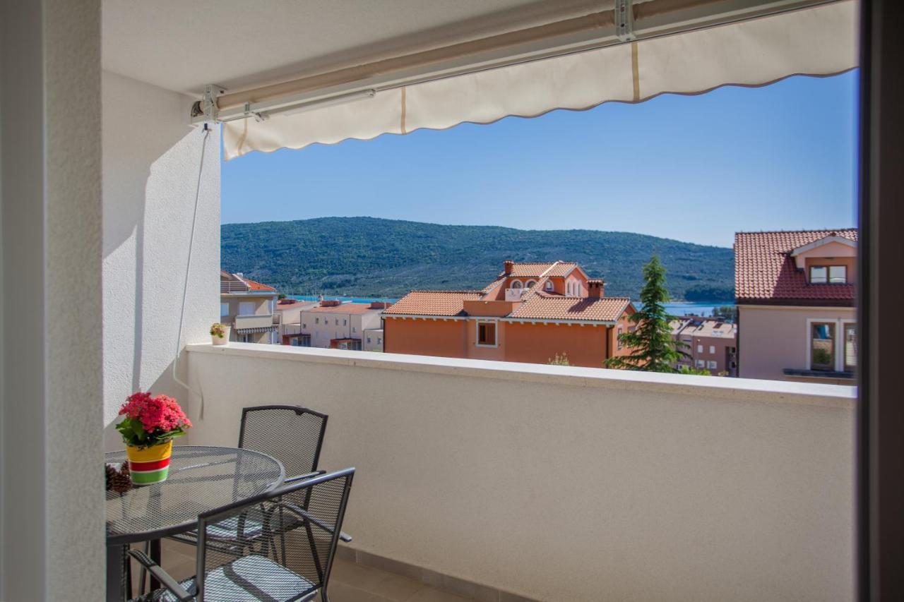 Апартаменти Apartman Pinja Црес Екстер'єр фото
