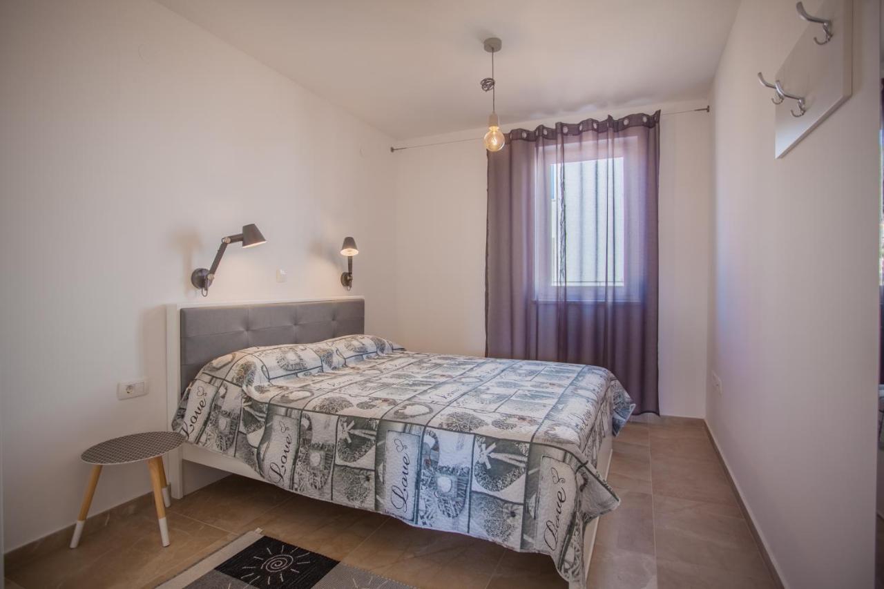 Апартаменти Apartman Pinja Црес Екстер'єр фото